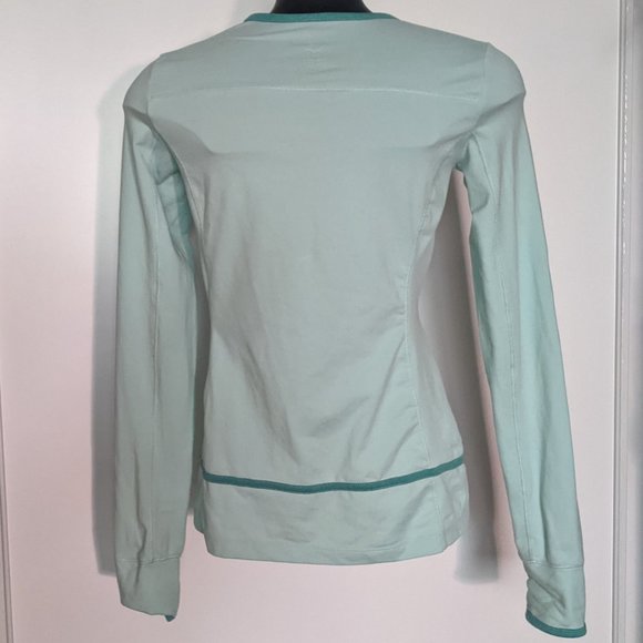 The north Face mint green soft long sleeve top - Picture 4 of 4